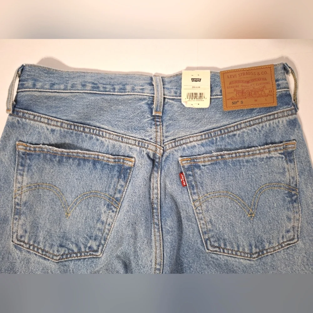 💎NWT Levi's 501 Skinny Distressed Medium Wash Jeans - Picture 13 of 16